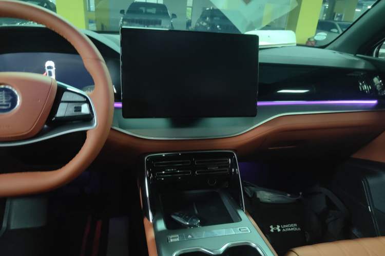 Used BYD Tang New Energy 2025 Model Smart Drive Version DM-i 175KM Prestige Version
