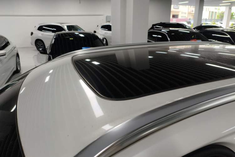 Used Volvo XC60 New Energy 2024 T8 Plug-in Hybrid Long-Range All-Wheel Drive Smart Luxury Edition Roof