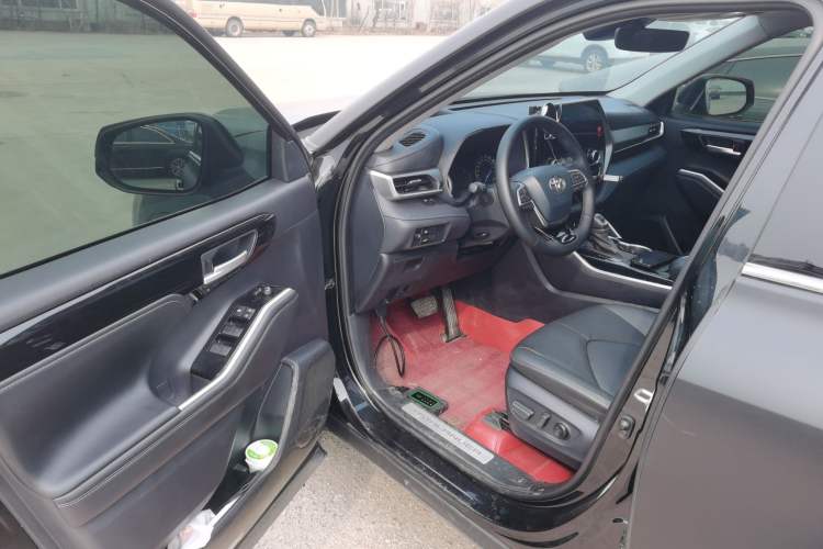 Used Toyota Highlander 2023 2.5L Smart Electric Hybrid Dual-Engine Four-Wheel Drive Prestige Version – 7 Seats