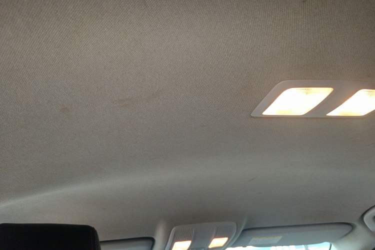 Used Mazda CX-5 2013 2.0L Automatic Two-Wheel Drive Comfort Version Headliner