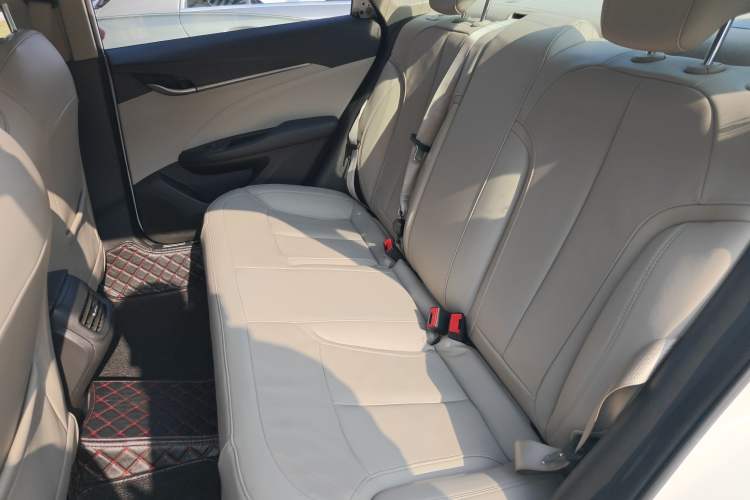 Used Buick GT 2019 15T Dual-Clutch Connected Elite Model China VI