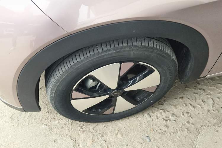 Used BYD Dolphin 2023 420 km Fashion Edition Exterior 4