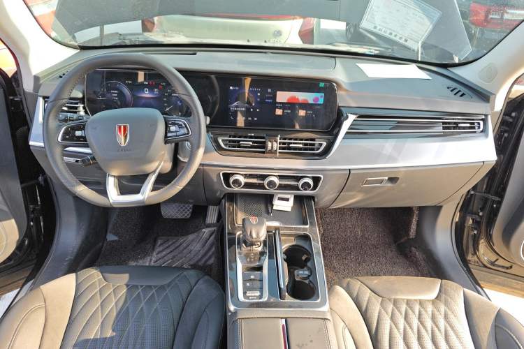 Used Hongqi HS5 2023 2.0T Qixiang Pro Edition Center Console