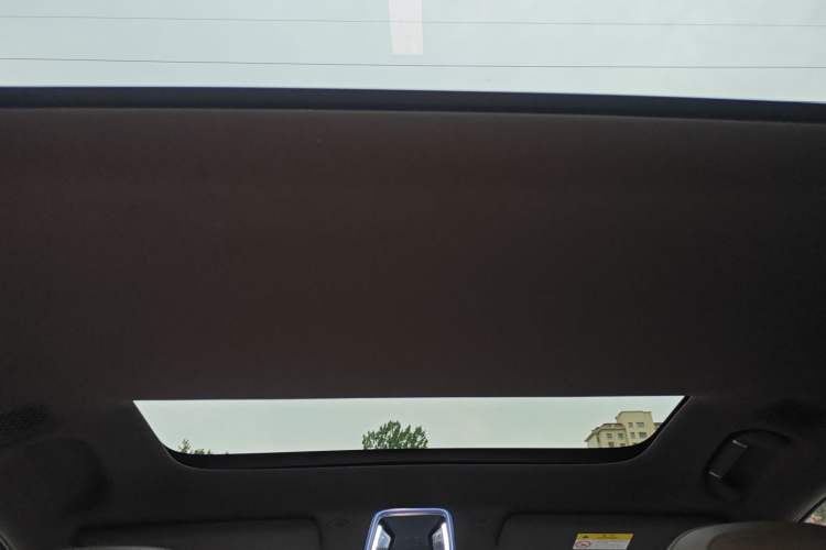 Used Denza N8L 2025 Model Zunrong Model Headliner