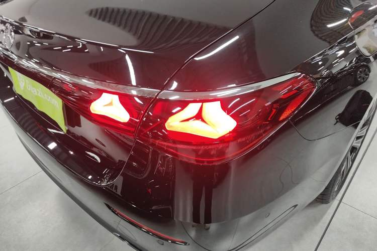 Used Mercedes-Benz E-Class 2025 Facelift E 300 L Luxury Edition