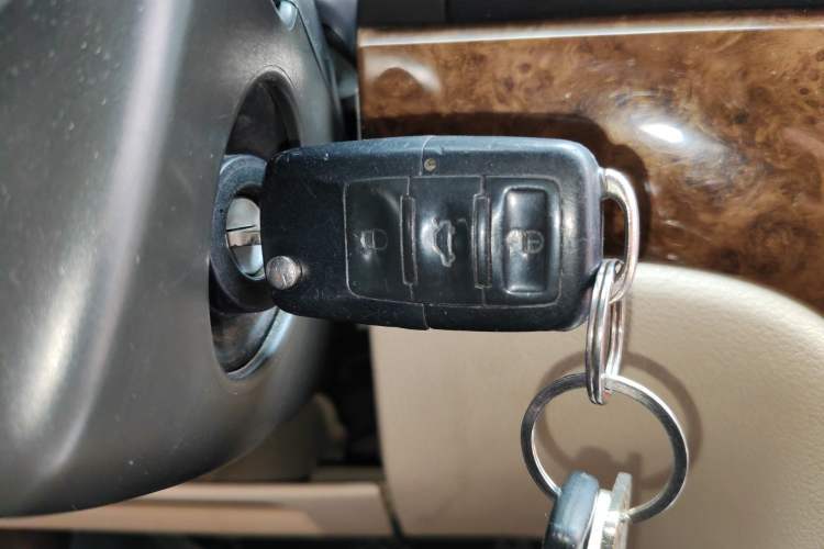 Used Volkswagen Lavida 2011 1.4 TSI Manual Prestige Edition Vehicle Key