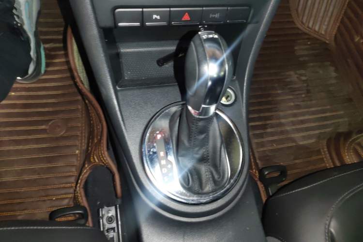 Used Volkswagen Beetle 2013 1.4 TSI Comfort Model
