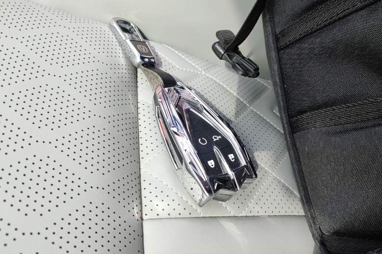 Used Changan UNI-K iDD 2022 Blue Whale iDD 130km 1.5T Prestige Model
