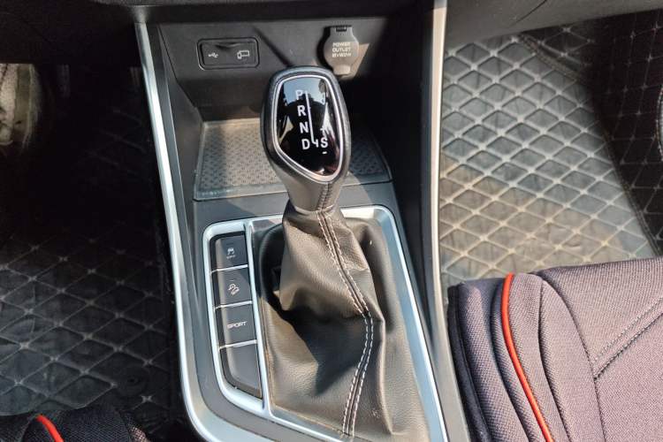 Used Geely Auto Vision X3 2019 Upgraded Model 1.5L CVT Prestige Version