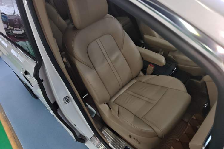 Used Buick GL8 2017 ES 28T Luxury Model China V Standard Right Front Seat