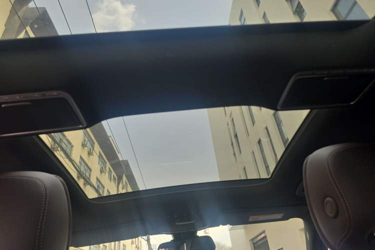 Used Mercedes-Benz GLC 2019 GLC 260 L 4MATIC Dynamic Model Headliner