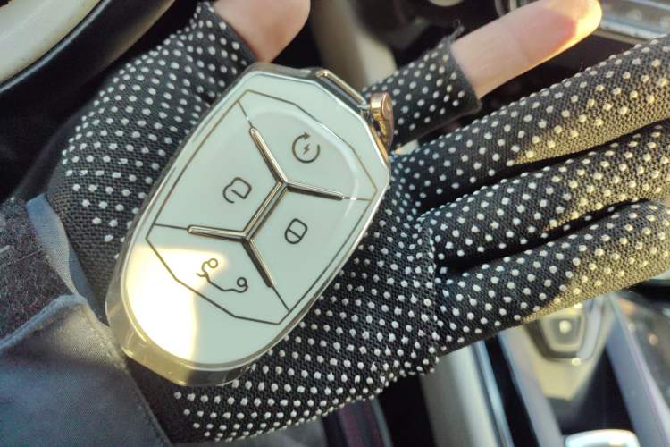 Used Lynk & Co 02 2019 1.5T DCT Two-Wheel Drive Shine Pro Edition China VI Standard
