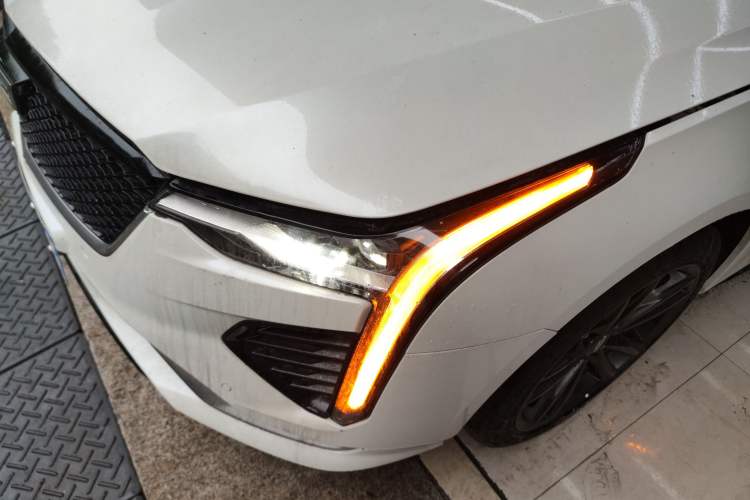 Used Cadillac CT4 2023 25T Luxury Model
