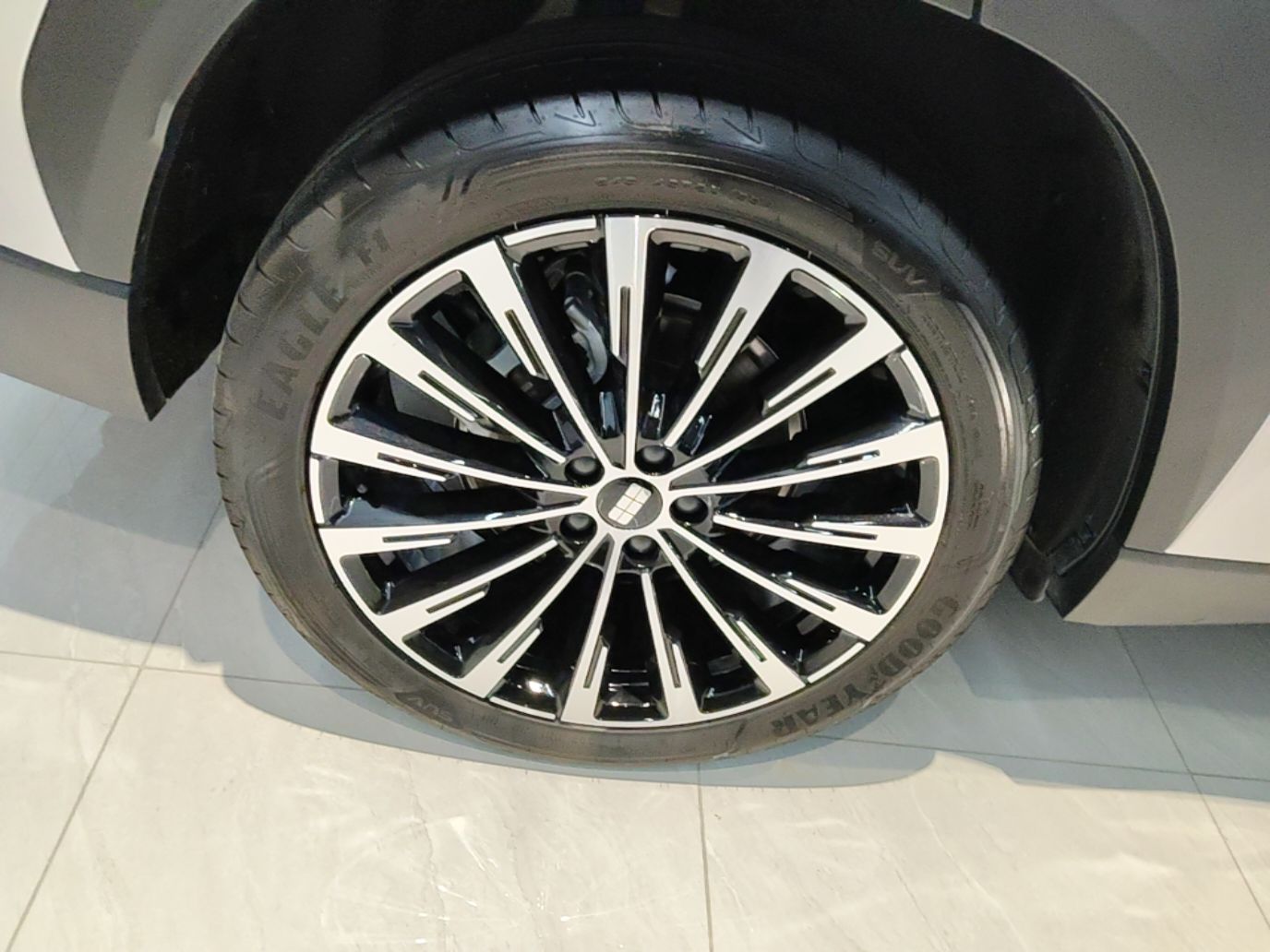 Geely Galaxy M7 2026 Model Yuanyoujia 225km Starship Edition — снимка 11