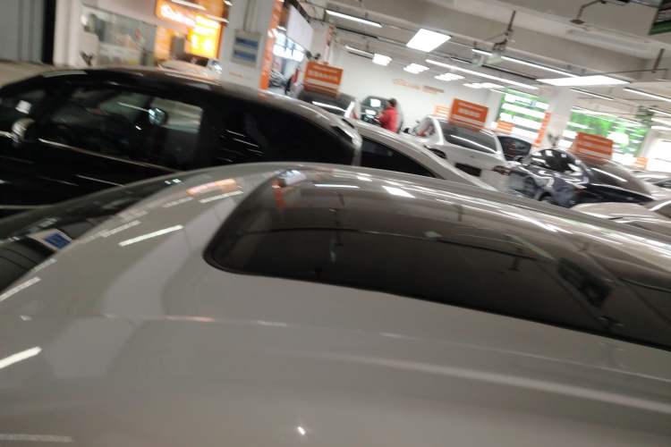 Used Buick GL6 2018 18T 6-Seater Elite Model
