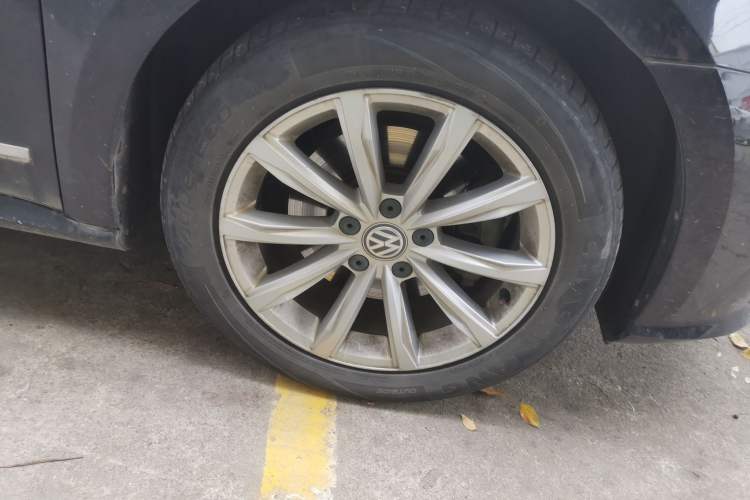 Used Volkswagen Passat 2017 330TSI DSG Luxury Edition
