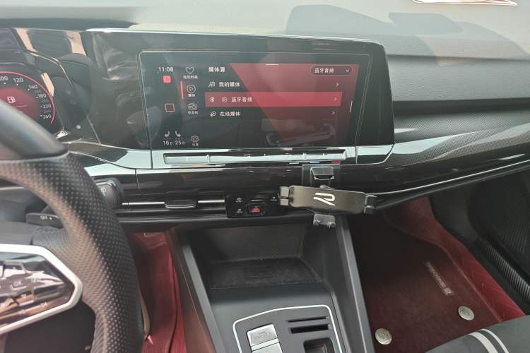 Used Volkswagen Golf 2021 280TSI DSG R-Line Audio And AC Panel