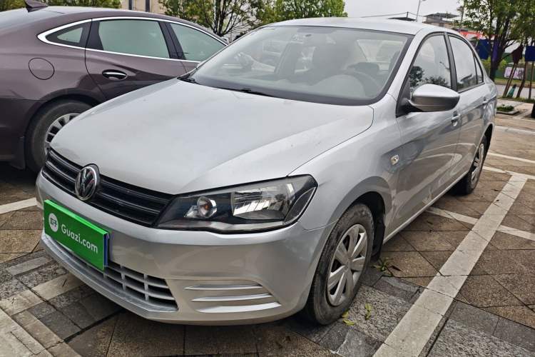 Used Volkswagen Jetta 2015 1.6L Automatic Fashion Model