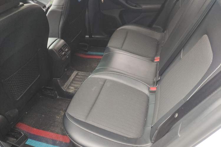 Used Ford Focus 2021 Hatchback EcoBoost 180 Automatic Titanium Edition
