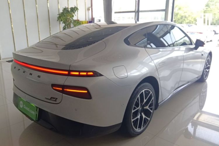 Used XPeng P7 2023 P7i 610 Max Performance Edition
