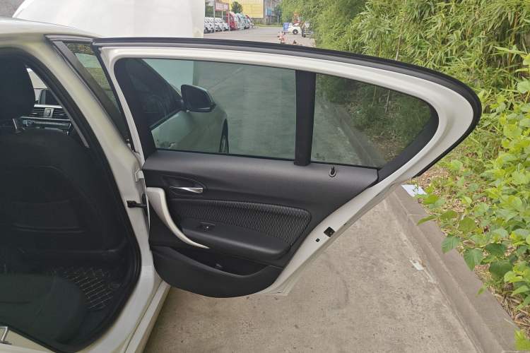 Used BMW 1 Series (Import) 2018 118i Leading Model
