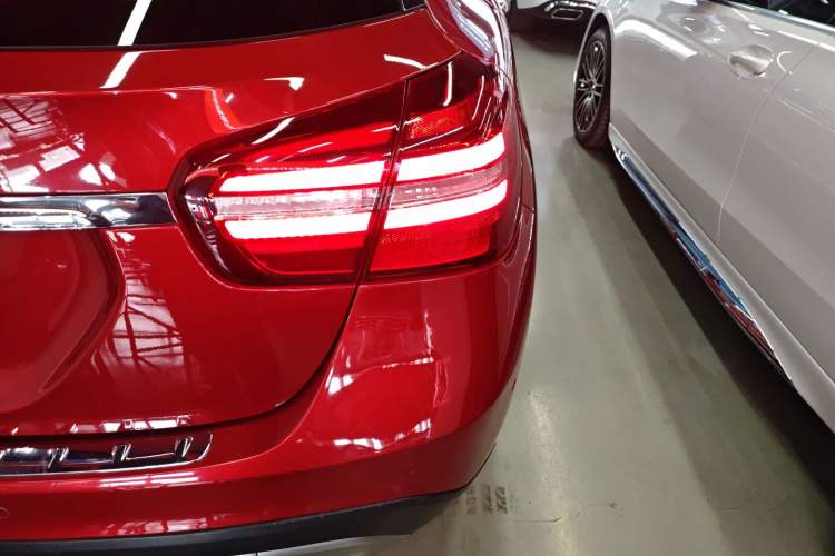 Used Mercedes-Benz GLA 2018 GLA 200 Fashion Model