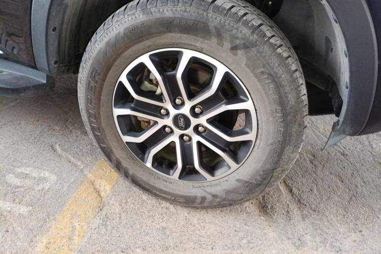 Used Ford Ranger 2023 Trailblazer 4x4 Automatic Version – Gasoline
