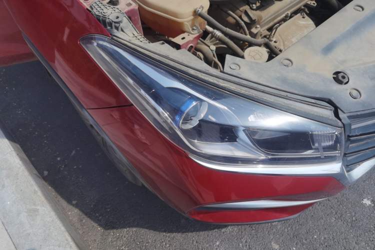 Used Dongfeng Fengon 500 2021 1.5L CVT Enjoyment Version Right Front Headlight