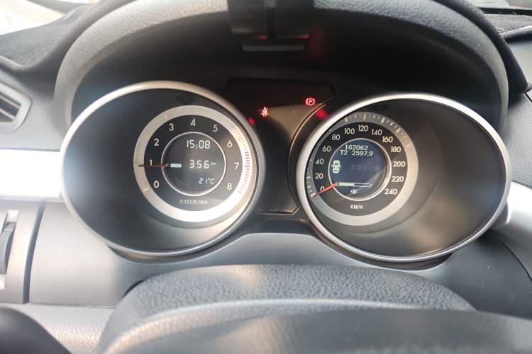 Used Bestune X80 2013 2.0L manual luxury version
