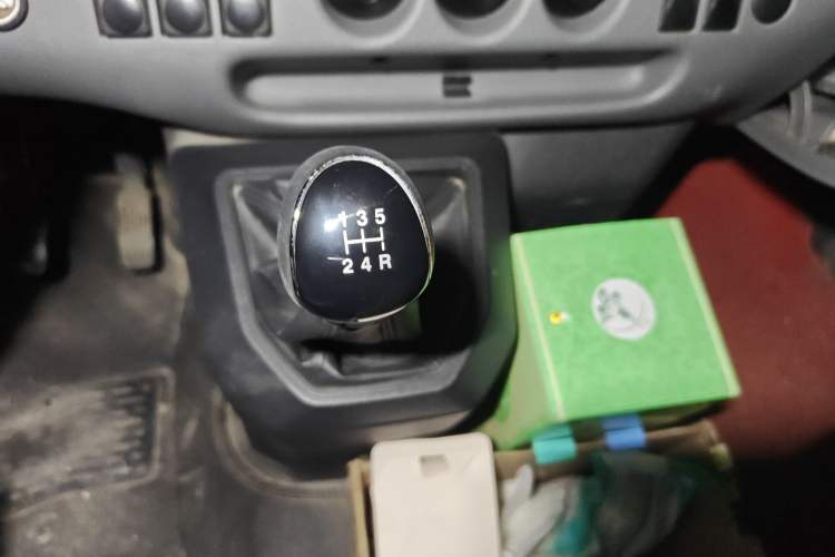 Used JMC Transit 2019 2.8T Commercial Version Long Wheelbase High Roof 6-Seater Rear Single Tire China VI Emission Standard – JX493
