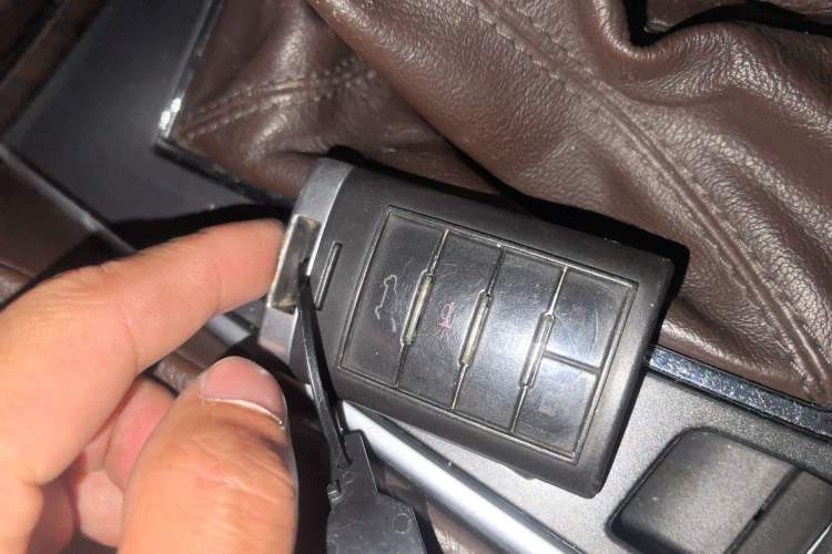 Used Cadillac SRX 2011 3.0L Flagship Edition