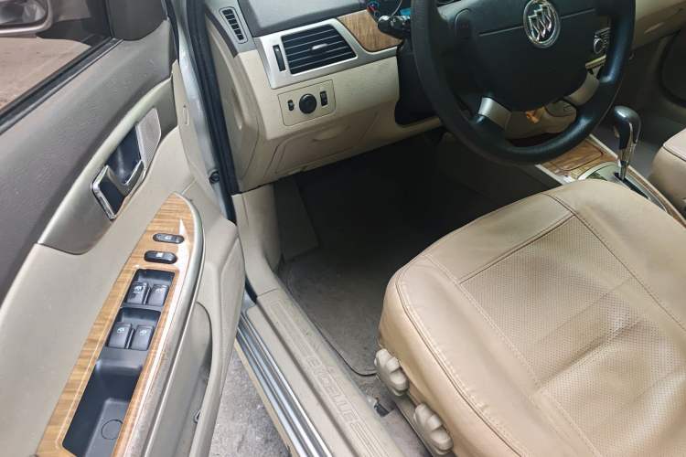 Used Buick Excelle 2015 1.5L Automatic Classic Model