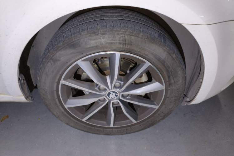 Used Skoda Octavia 2016 1.6L Automatic Chuanxing Edition
