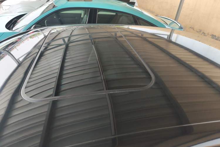 Used Volkswagen Magotan 2015 Facelift 1.8TSI Luxury Model Roof