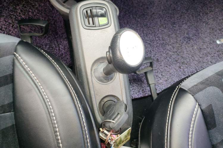 Used smart fortwo 2014 1.0 MHD Hardtop City Lightwave Passion Edition