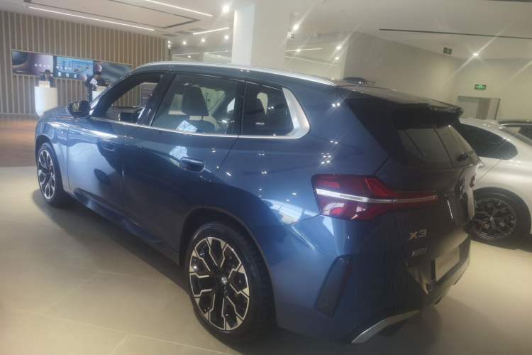 Used BMW X3 2025 xDrive30L Luxury Edition M Sport Package
