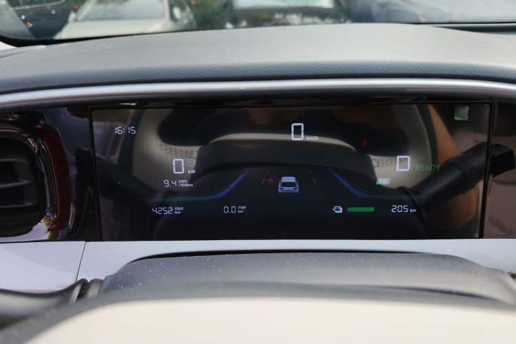 Used Geely Galaxy Geome 2025 310km Youth Edition Instrument Cluster