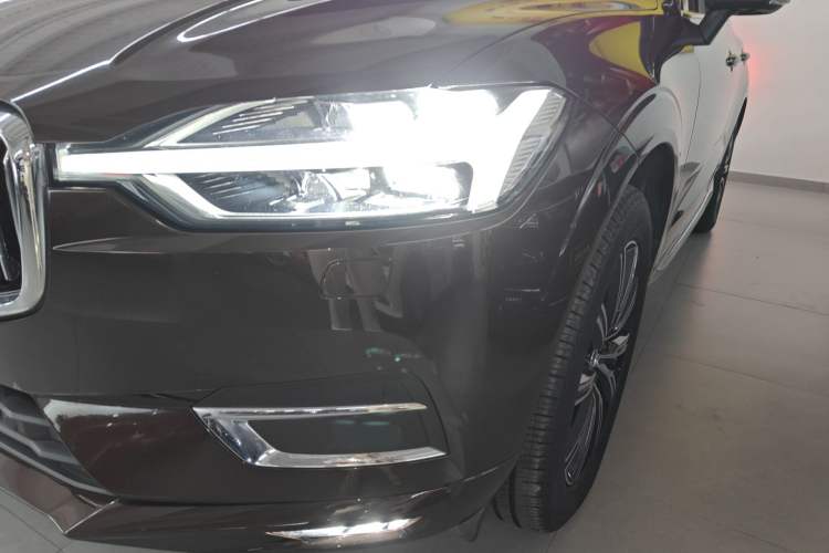 Used Volvo XC60 2018 T5 4x4 Zhiya Luxury Edition Left Front Headlight