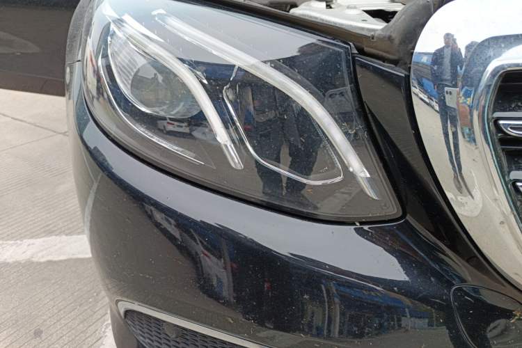 Used Mercedes-Benz E-Class 2016 E 300 L Stylish Model
