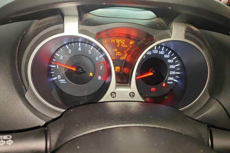 Used Infiniti ESQ 2014 1.6L Spontaneous Edition Instrument Cluster