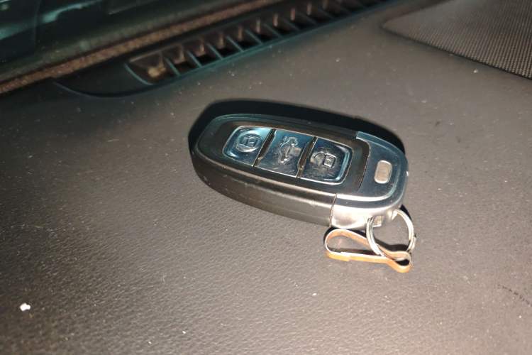 Used Hongqi H7 2013 2.0T Luxury Model