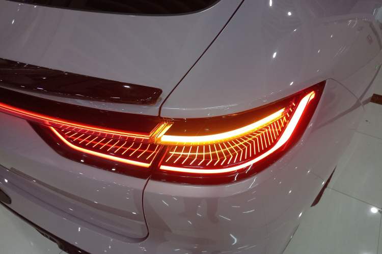 Used Geely Galaxy E8 2024 550 km Range Rear-Drive Dragon Edition