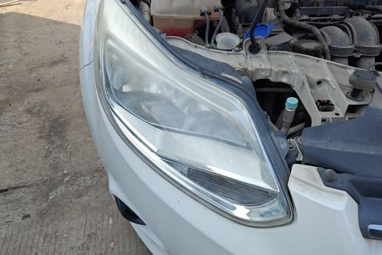 Used Ford Focus 2012 Sedan 1.6L Automatic Comfort Model
