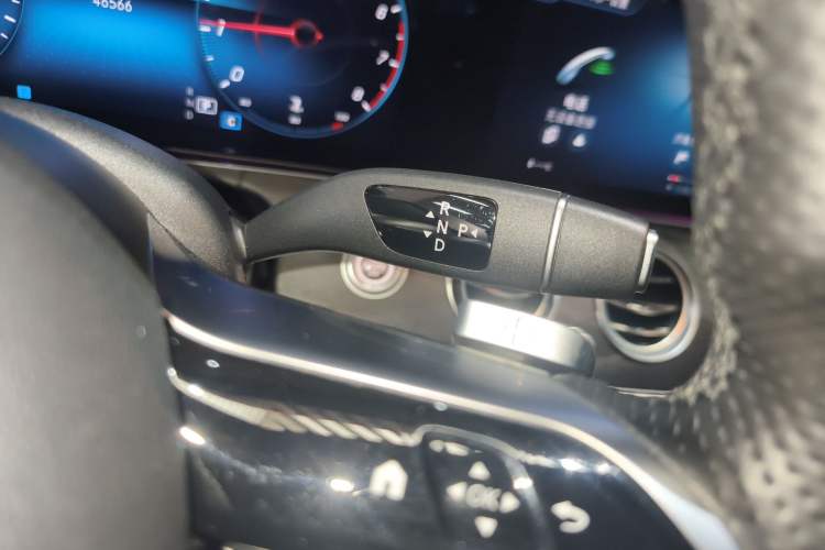 Used Mercedes-Benz E-Class 2022 E 300 L Sporty and Stylish Model Gear Lever