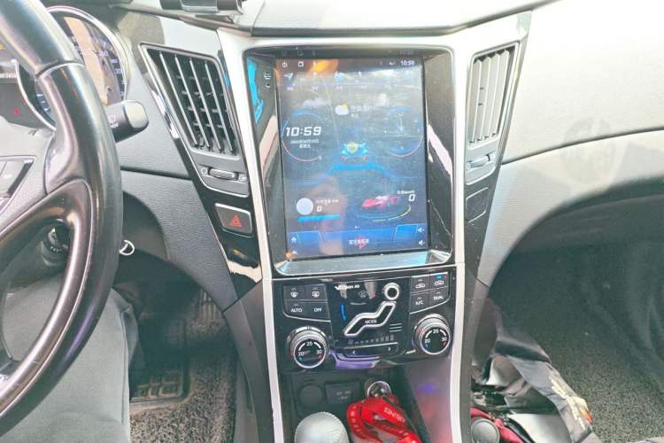 Used Hyundai Sonata 2013 2.0L Automatic Leading Edition Audio And AC Panel