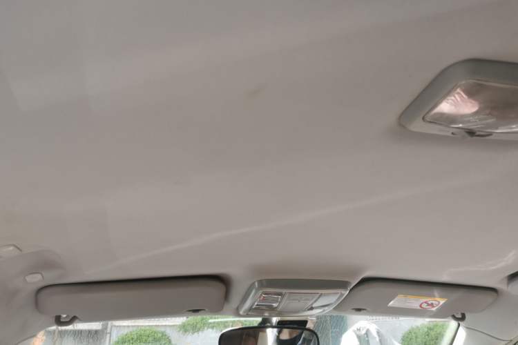 Used Haval H5 Classic 2015 2.0T Diesel Manual 4x4 Ambition Model Headliner