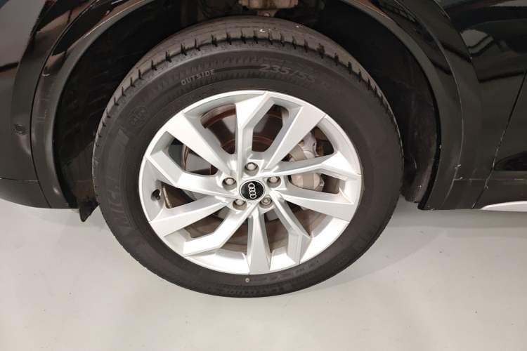 Used Audi Q5L 2022 40T Luxury Dynamic Model
