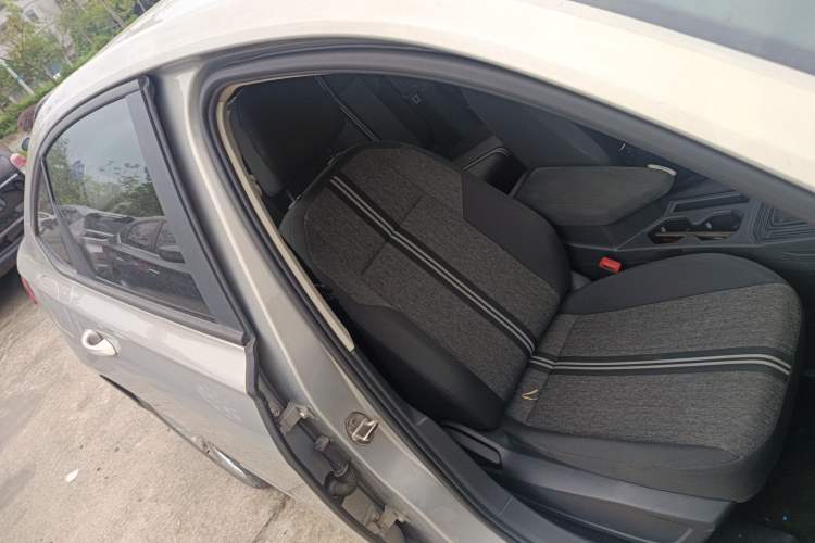 Used Volkswagen Lavida 2018 1.5L Automatic Fashion Edition China V Standard Right Front Seat