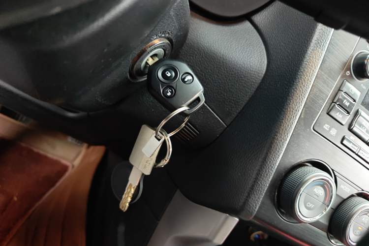 Used Subaru Forester 2013 2.5i Automatic Luxury Edition
