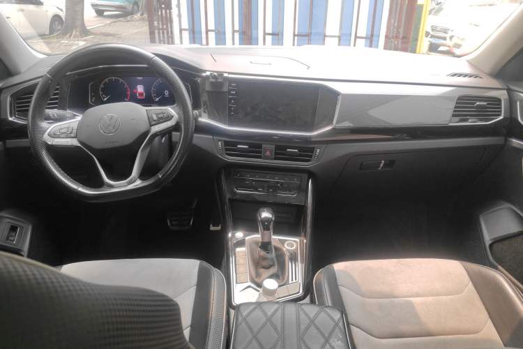 Used Volkswagen Tayron X 2020 330TSI Two-Wheel Drive Luxury Smart Connectivity Version
